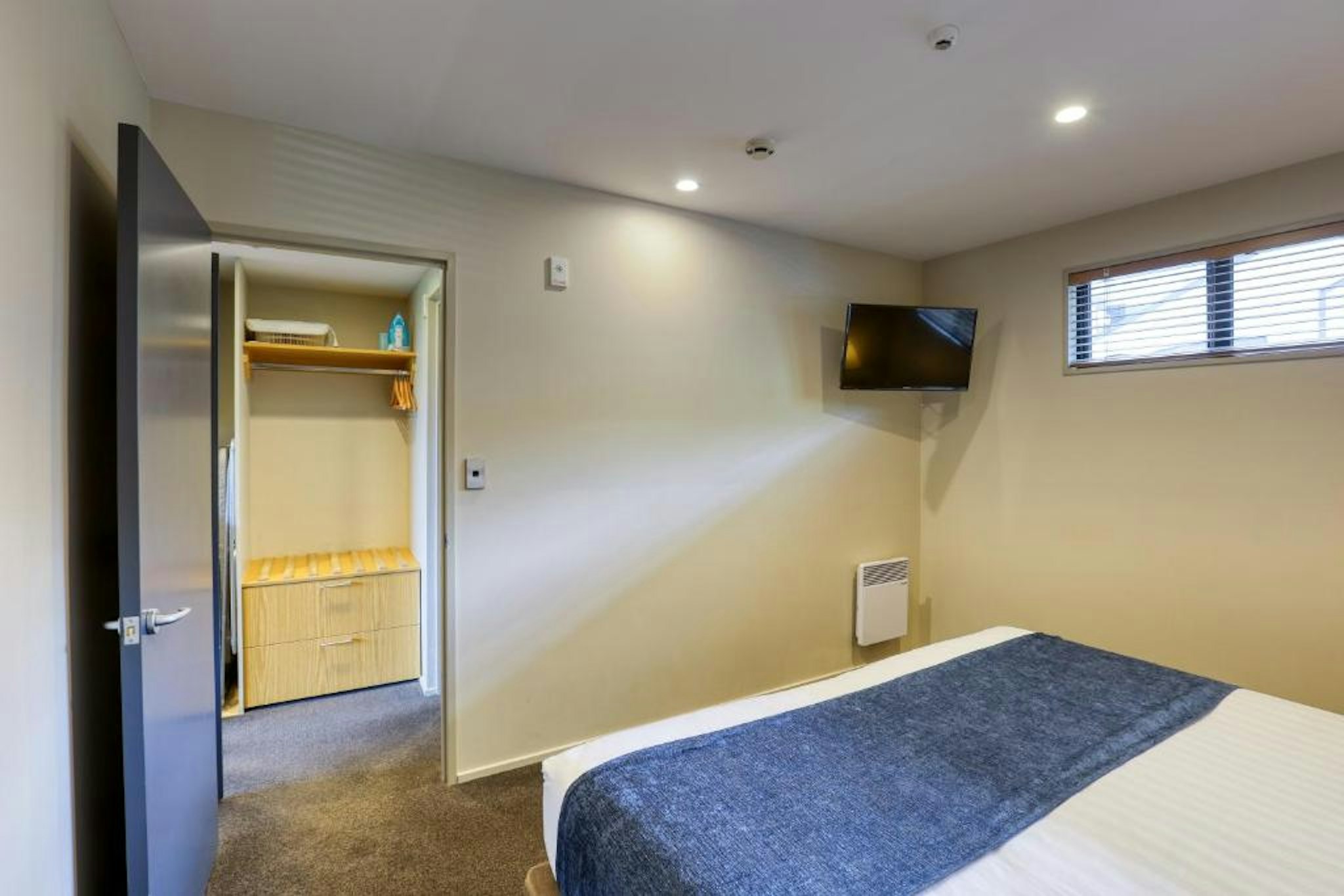 Garden Court Suites And Apartments 29/75