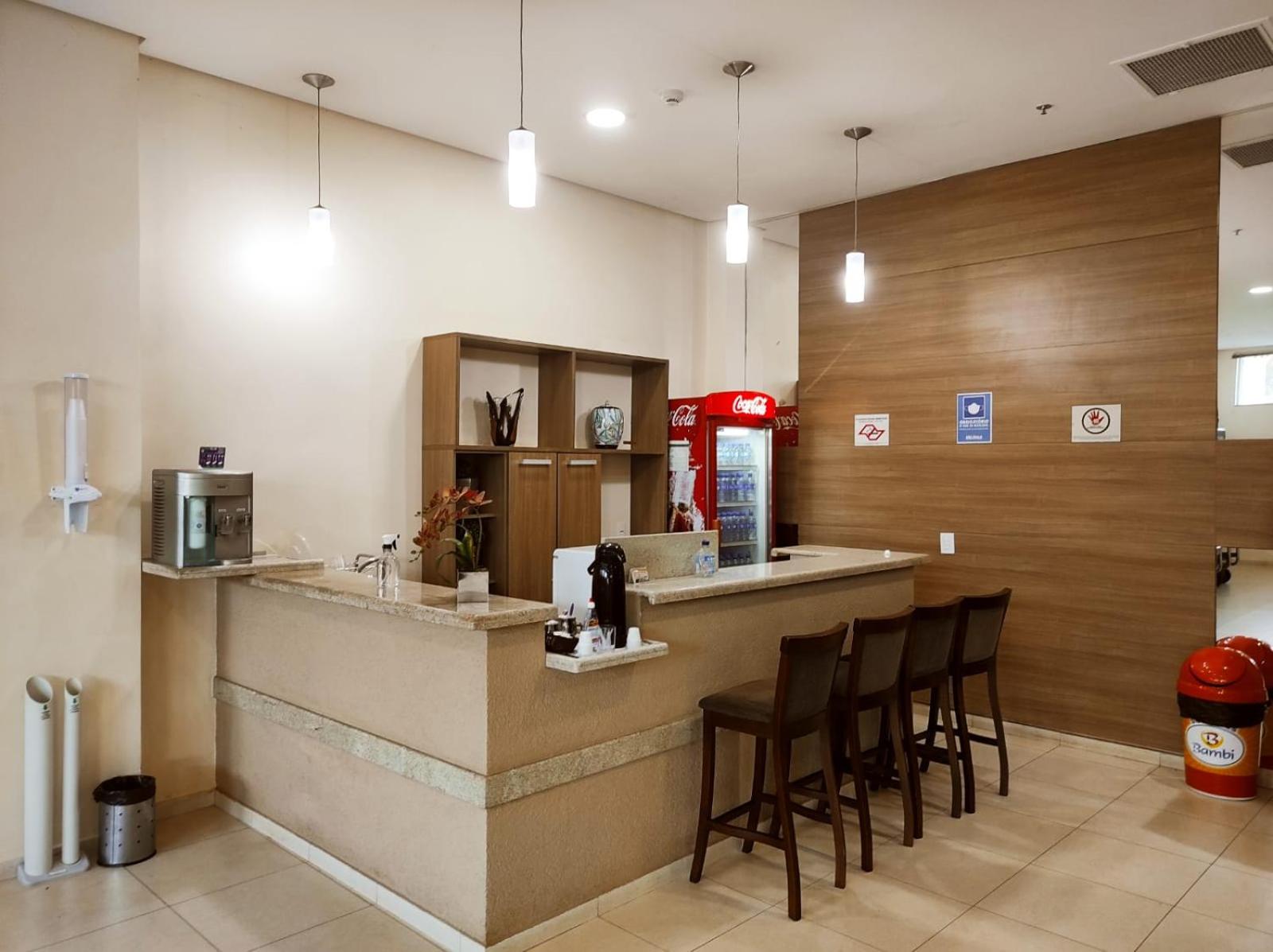 Tiffany Hotel 7/40