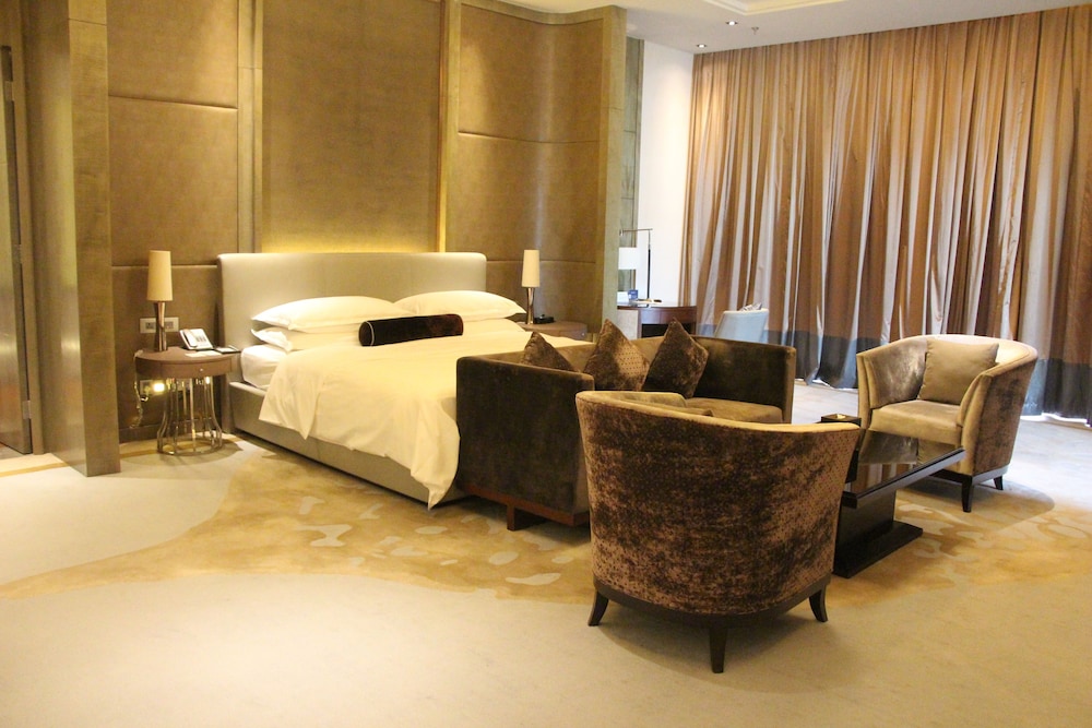 Sheraton Bailuhu Resort Huizhou 19/57