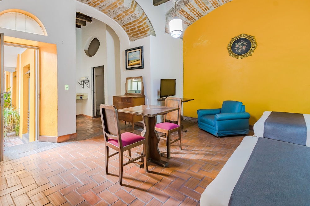 Hotel Meson de San Sebastian 31/50