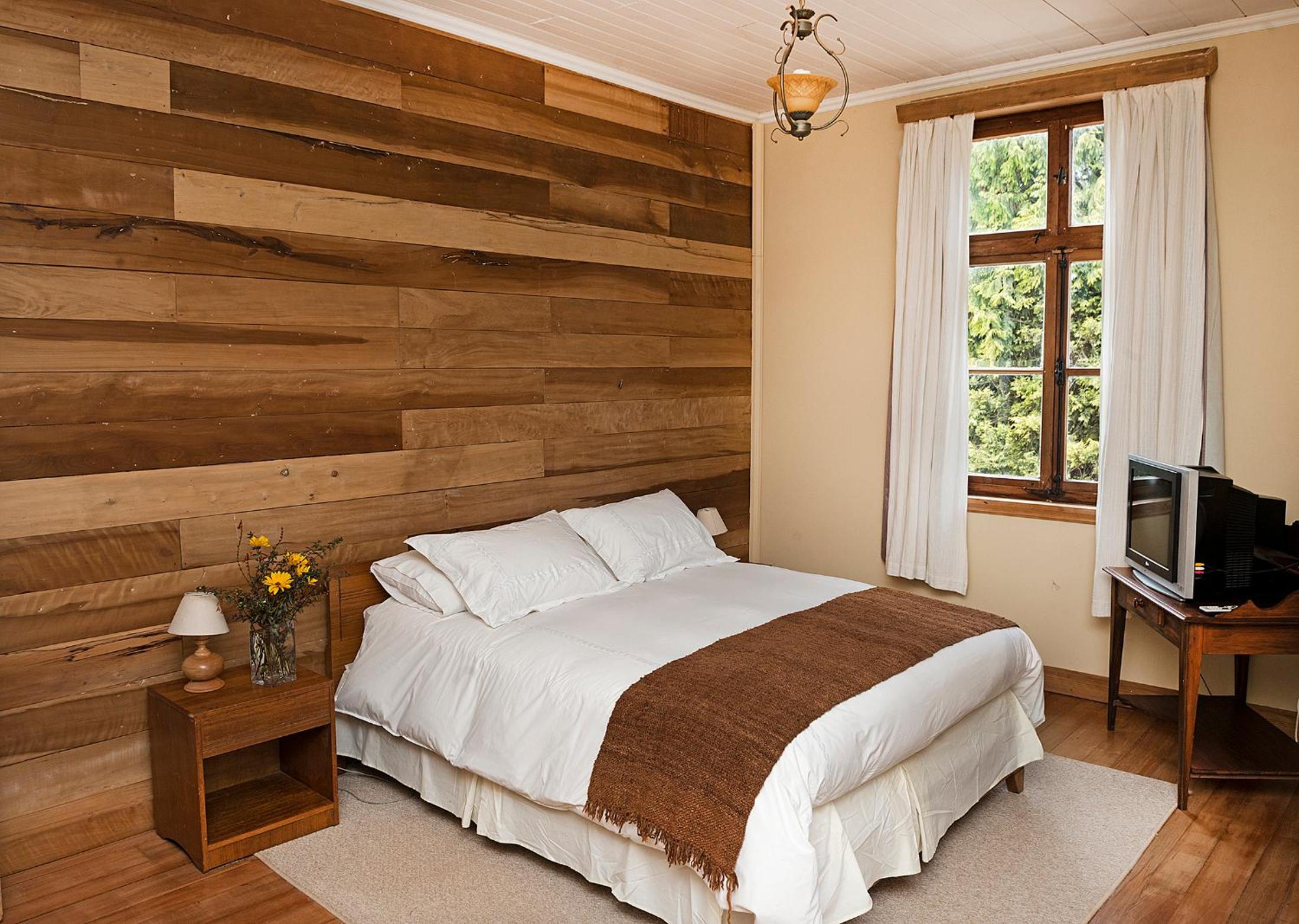 Room, Quadruple