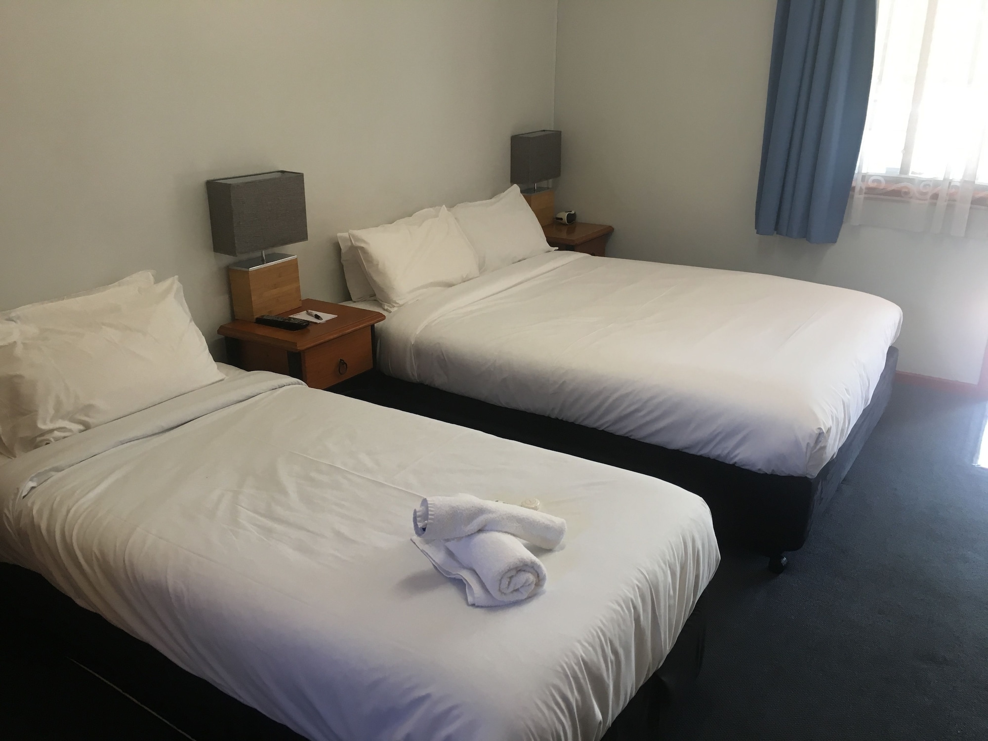 STANDARD, TWIN BEDS
