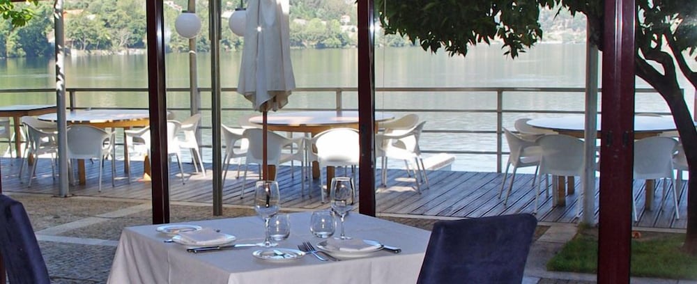Porto Antigo Hotel 24/49