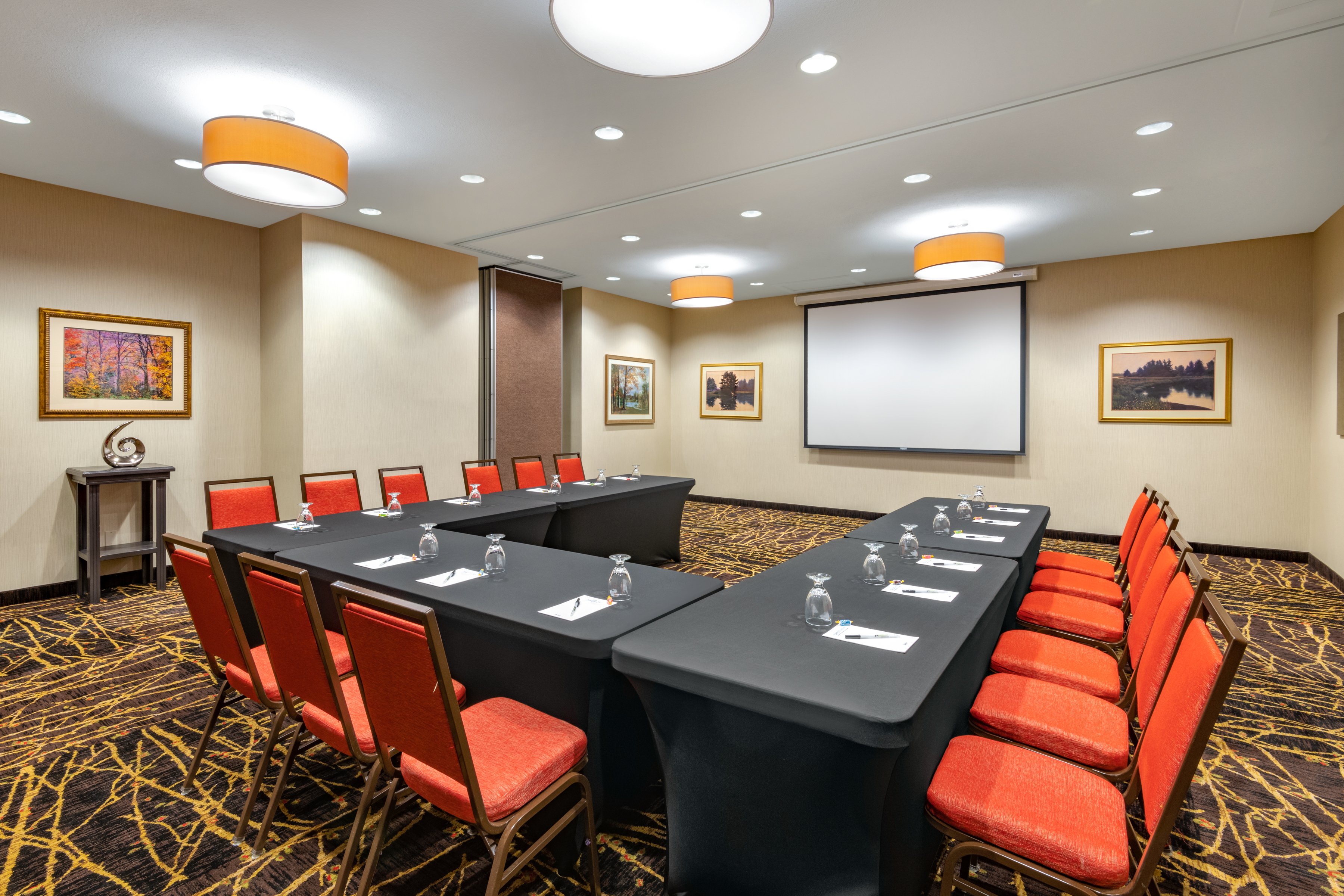 Radisson Hotel Colorado Springs Airport 24/42