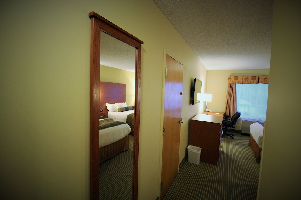 غرفة قياسية بسريرين مزدوجين، Quality Inn & Suites Hawkesbury 8/8
