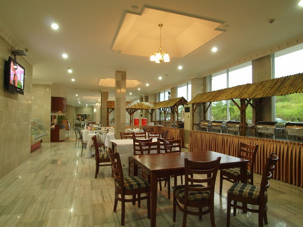 Jeruton Hotel 38/44