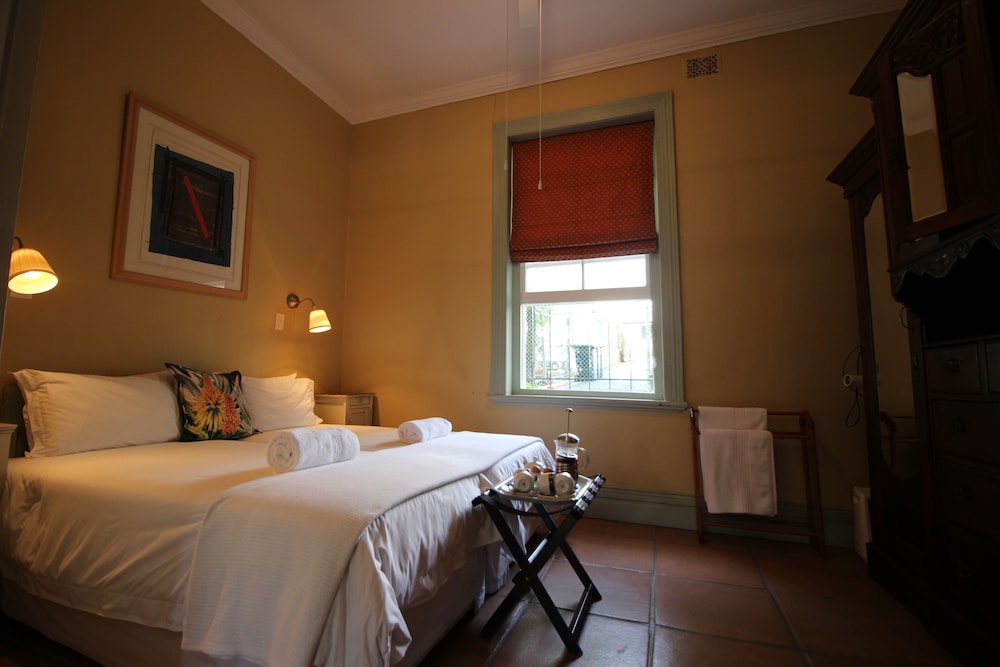 Mountain Manor Guest House 10/50
