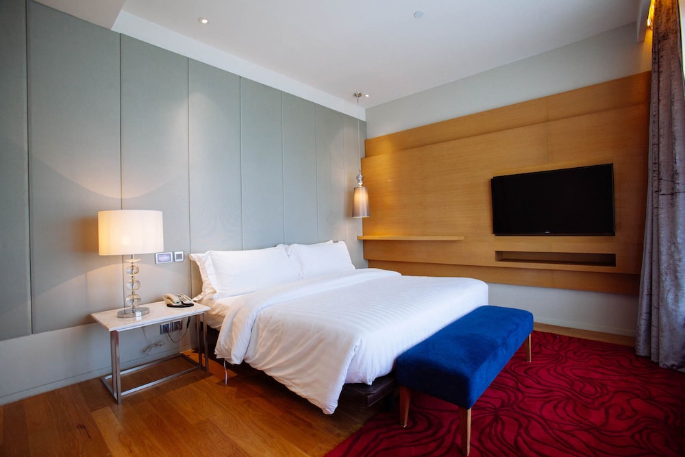 Mode Sathorn Hotel 12/73