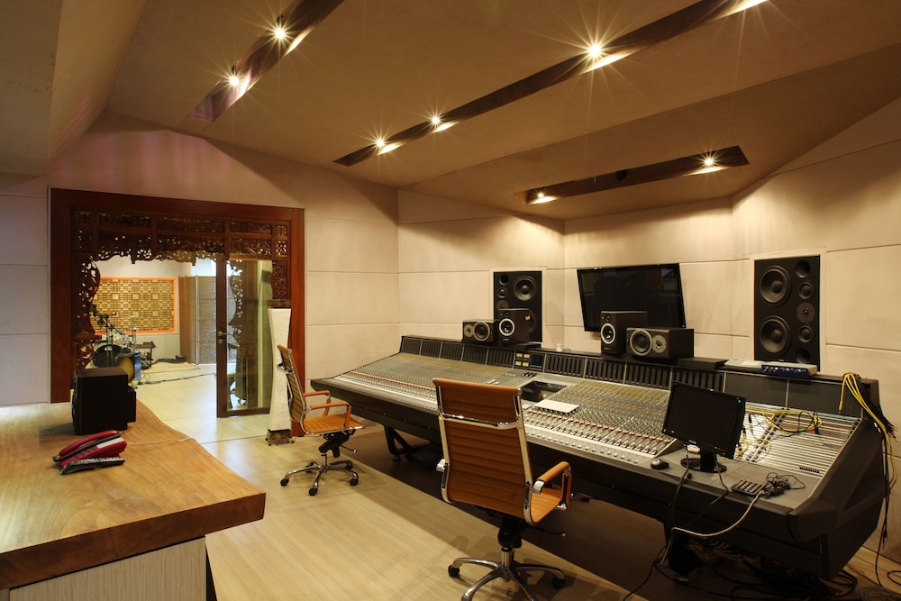 Swarapadi Villa 44/56