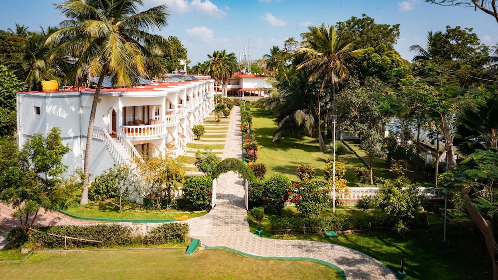 Great Trails River View Resort Thanjavur By Grt Hotels 29/40