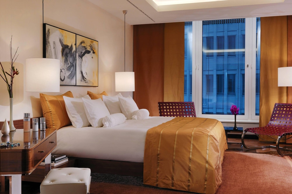 THE RITZ-CARLTON, BERLIN 12/45