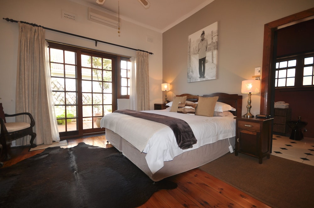 Bluegum Hill Guesthouse Apartments 8/35