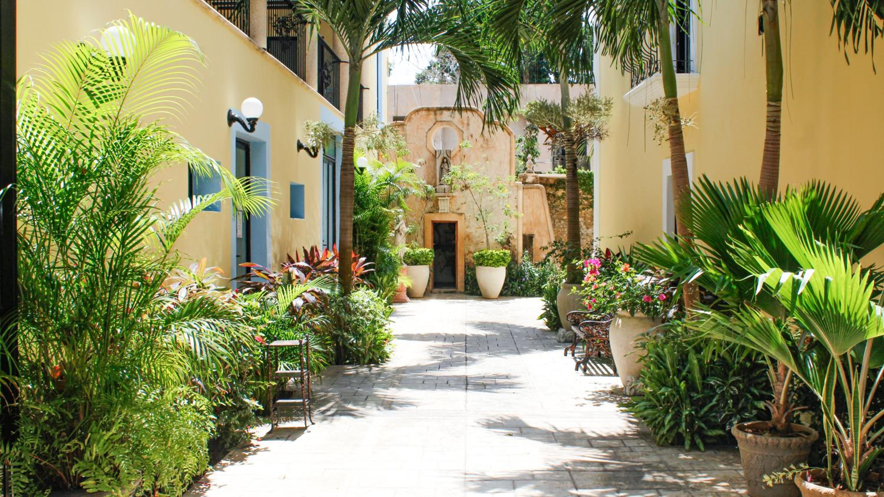 Hotel Fundadores 43/50