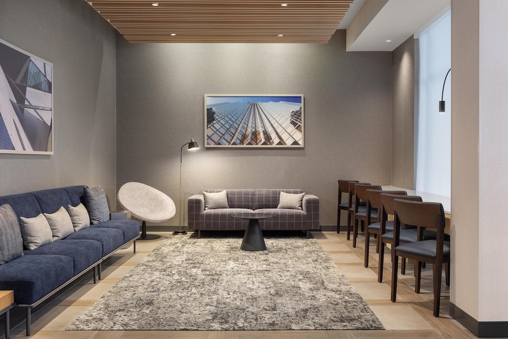 Hyatt Place Toronto Airport 26/50
