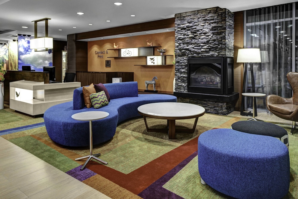 Fairfield Inn Suites Lansing At Eastwood 8/28