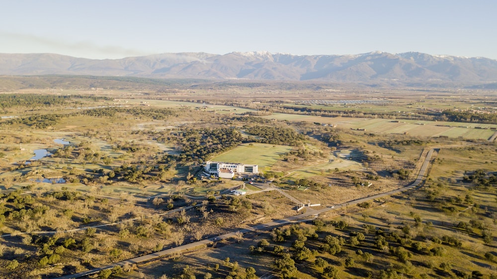 Hospedium Valles de Gredos Golf 35/50
