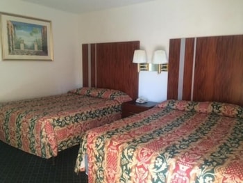 Riverside Inn & Suites 9/56