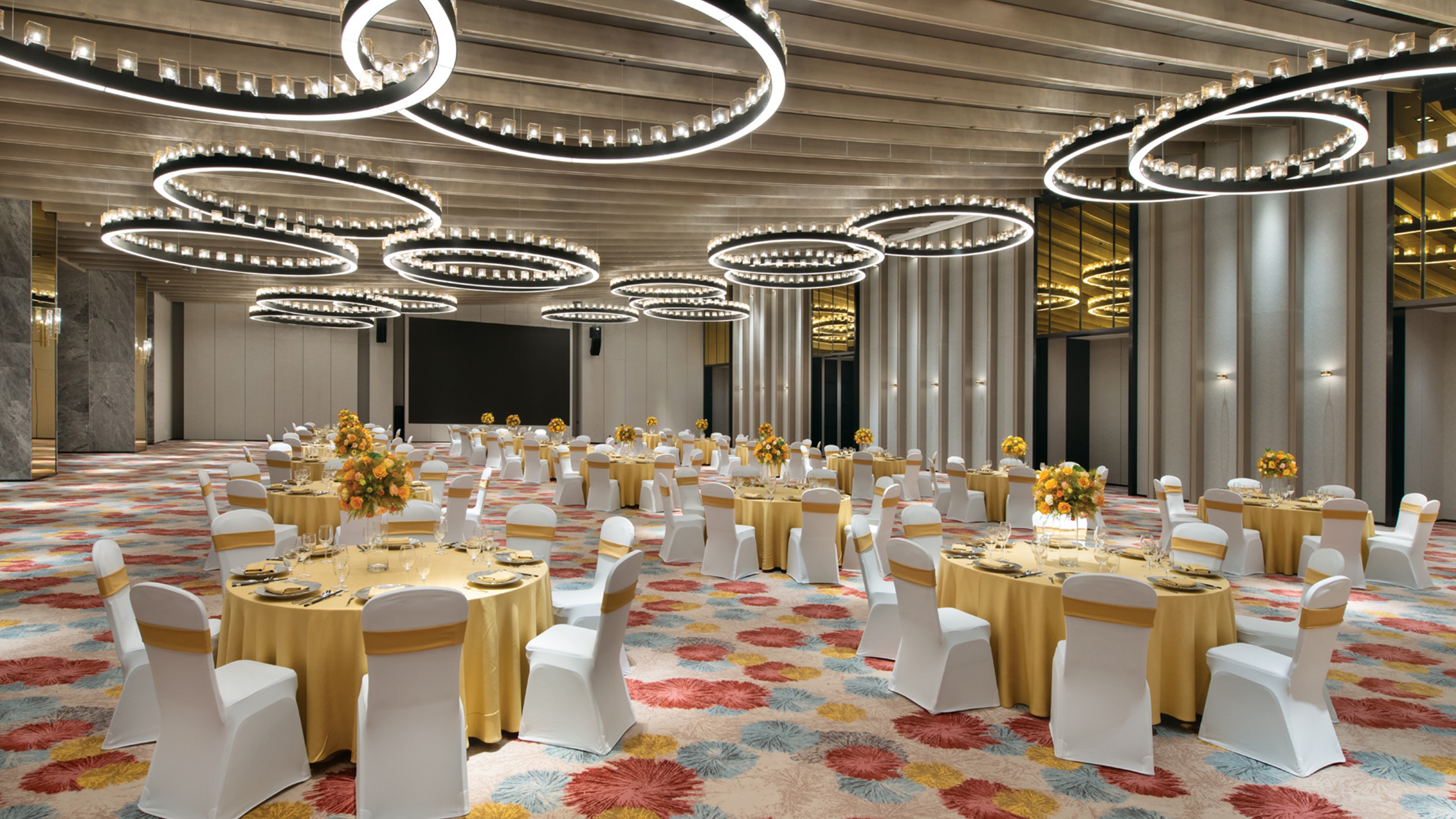 Crowne Plaza Quanzhou Riverview 68/78
