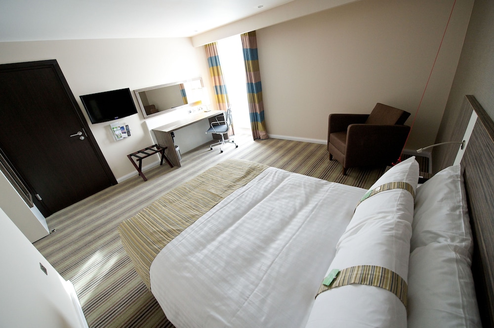 Holiday Inn Southend 15/77