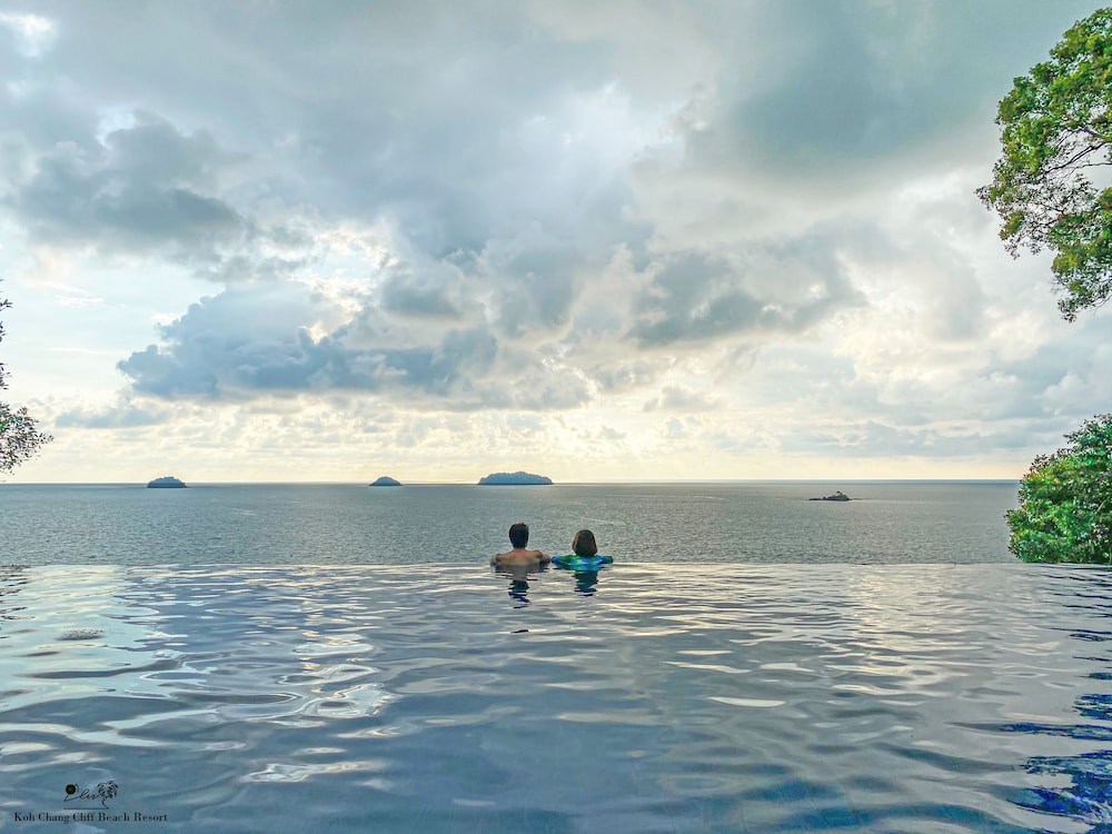 Koh Chang Cliff Beach Resort 38/50
