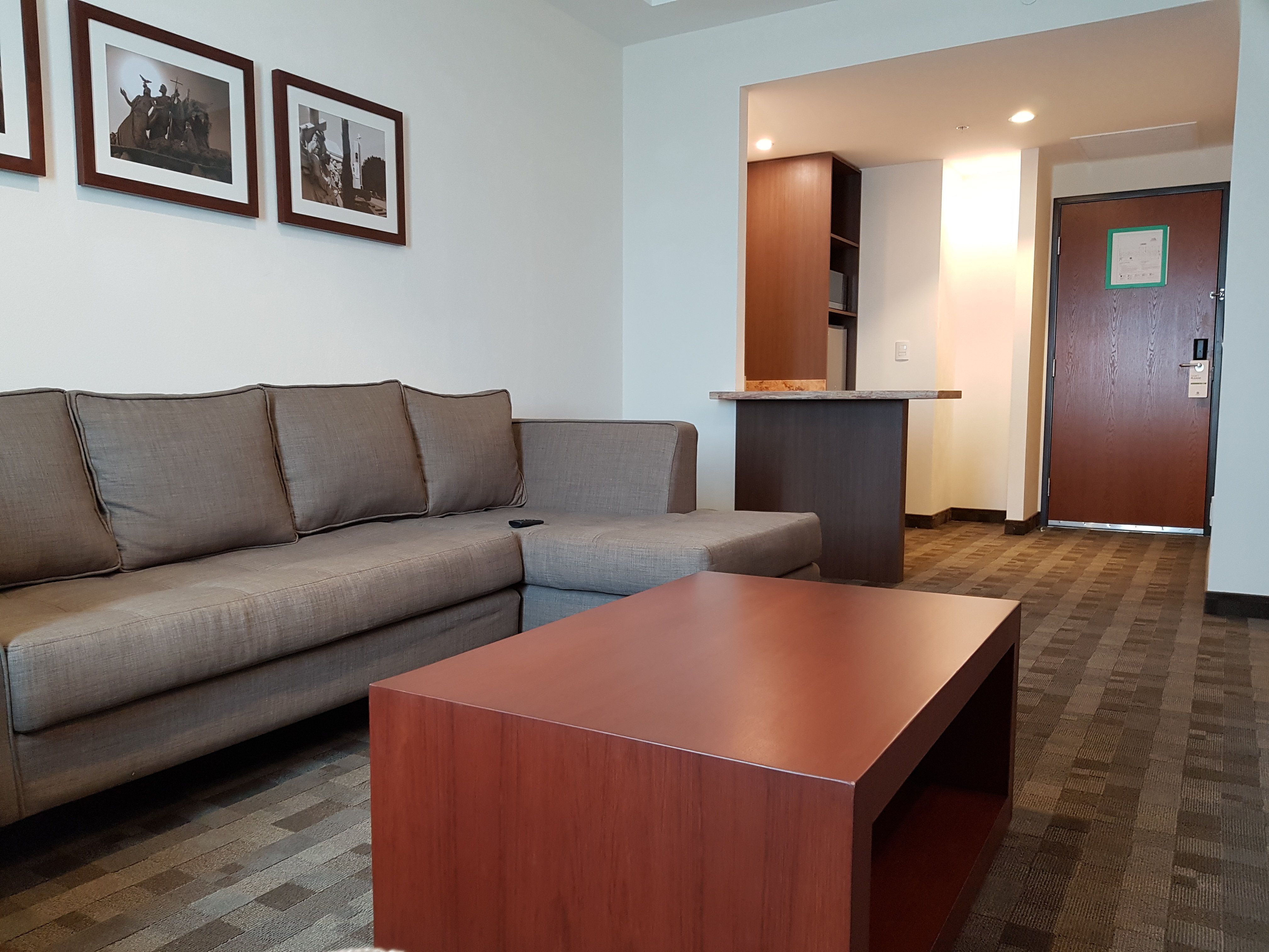 Holiday Inn & Suites Leon Plaza Mayor 28/50