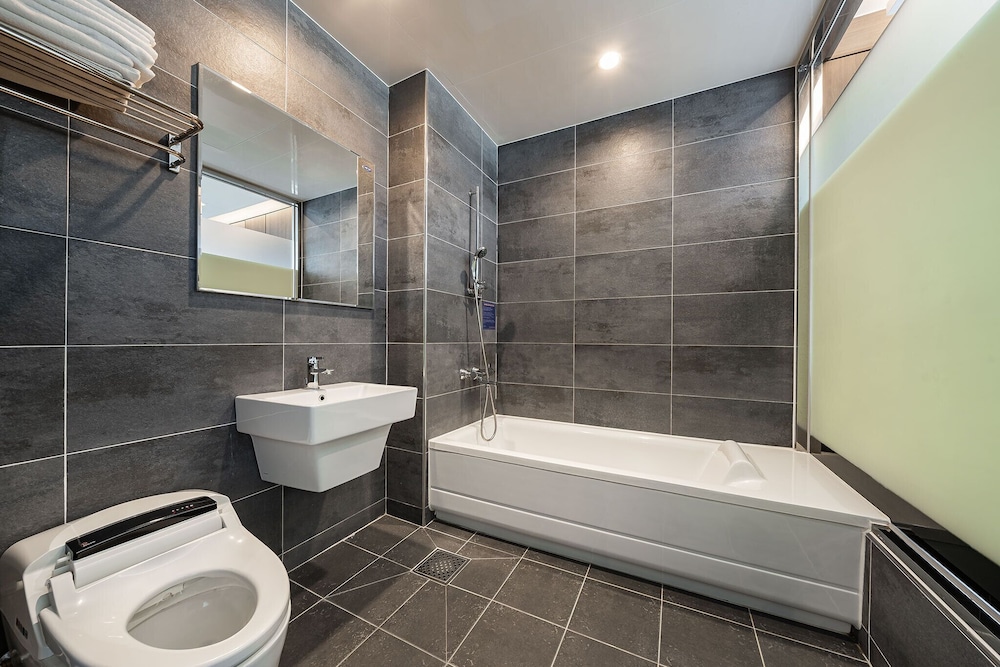 Incheon Stay Hotel 56/57