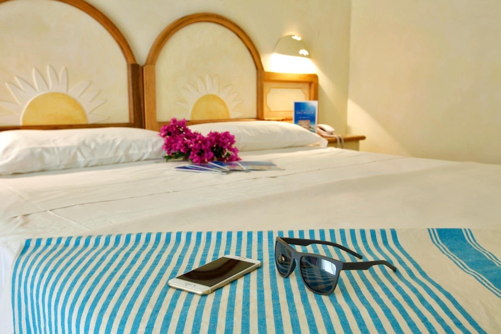 Club Esse Posada Beach Resort 7/35