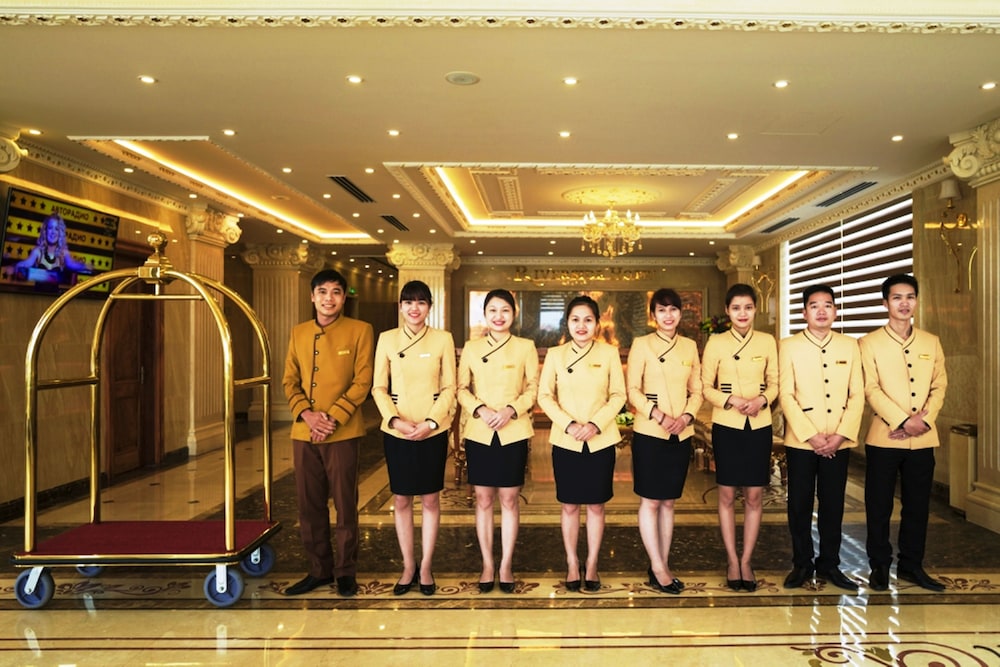 Riverside Hotel 10/63