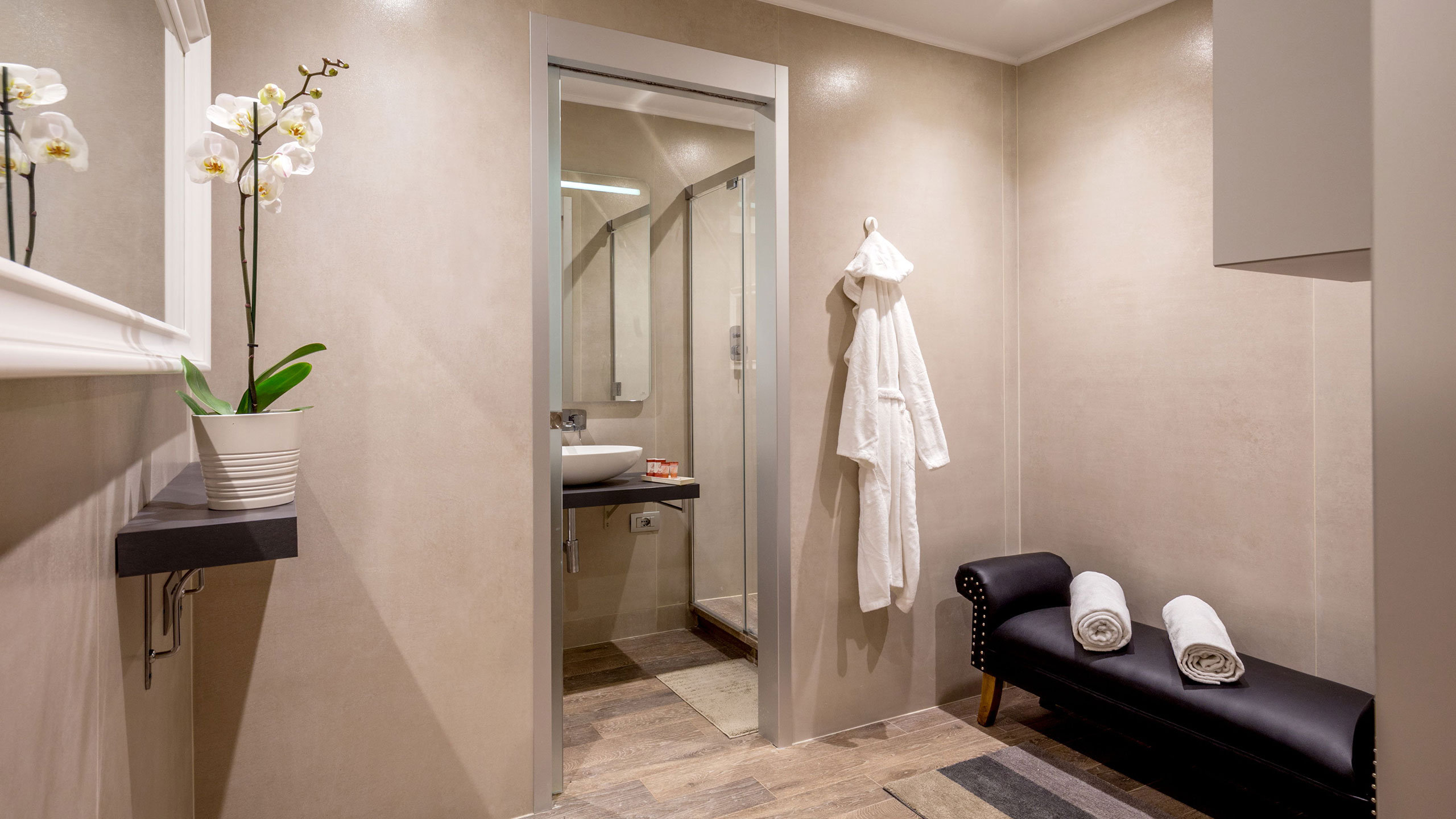Piccolo Borgo 47/50