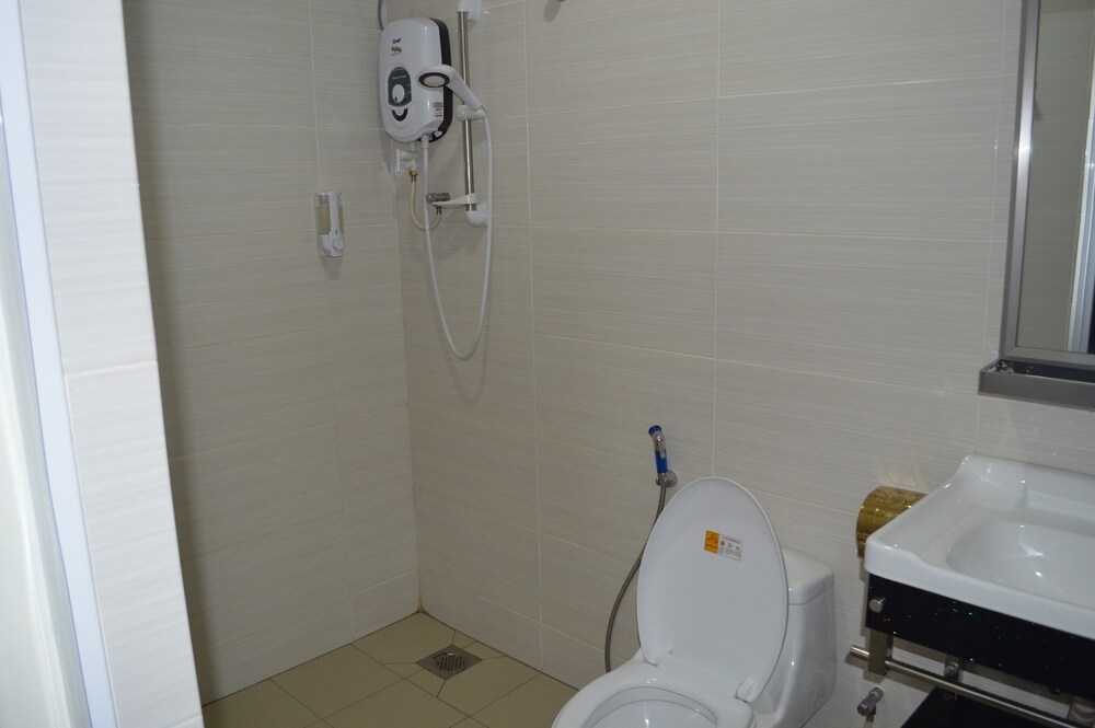 Angsoka Hotel Teluk Intan 28/30