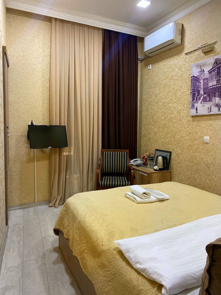 Epic Meidan Hotel 6/19