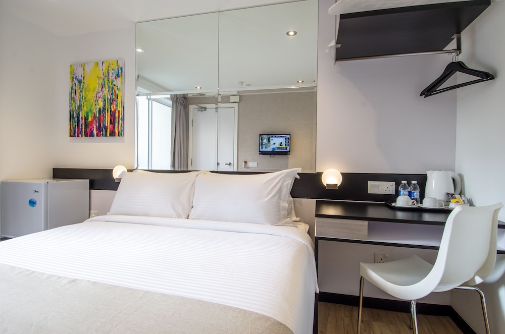 12fly Hotel 22/32