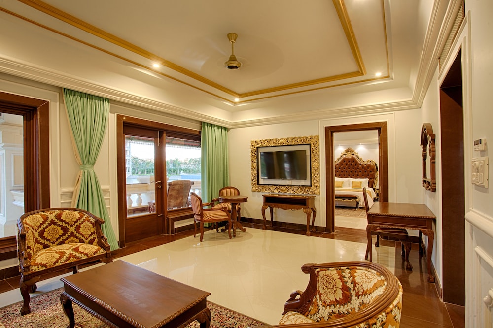 Regency Lagoon Resort 20/44
