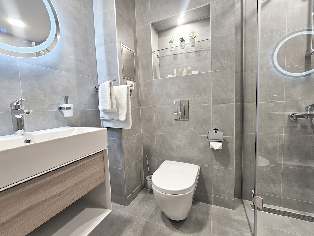 Azur Premium Resort 74/75