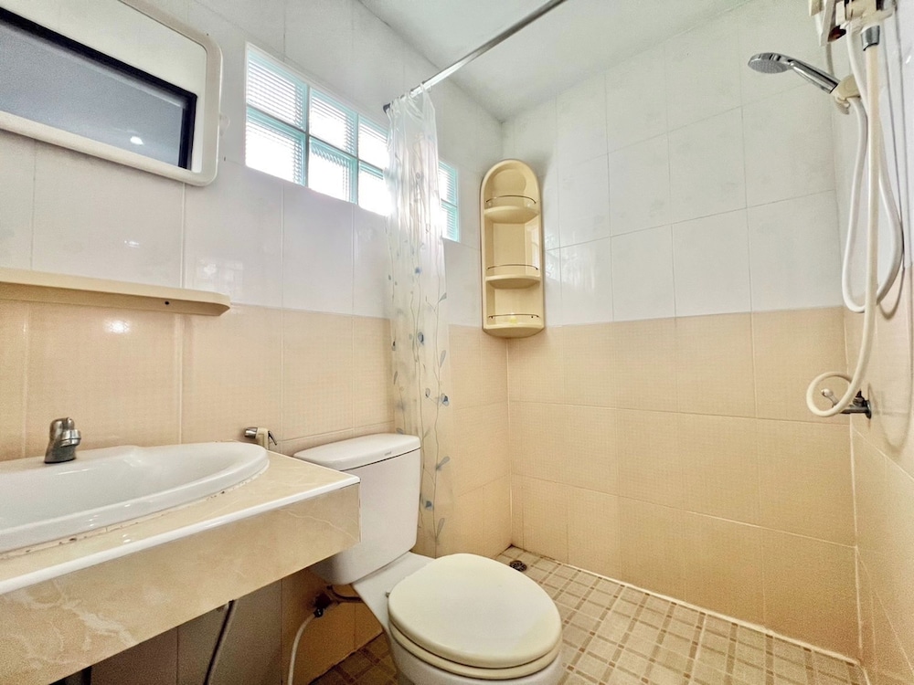 Banton Resort 50/50