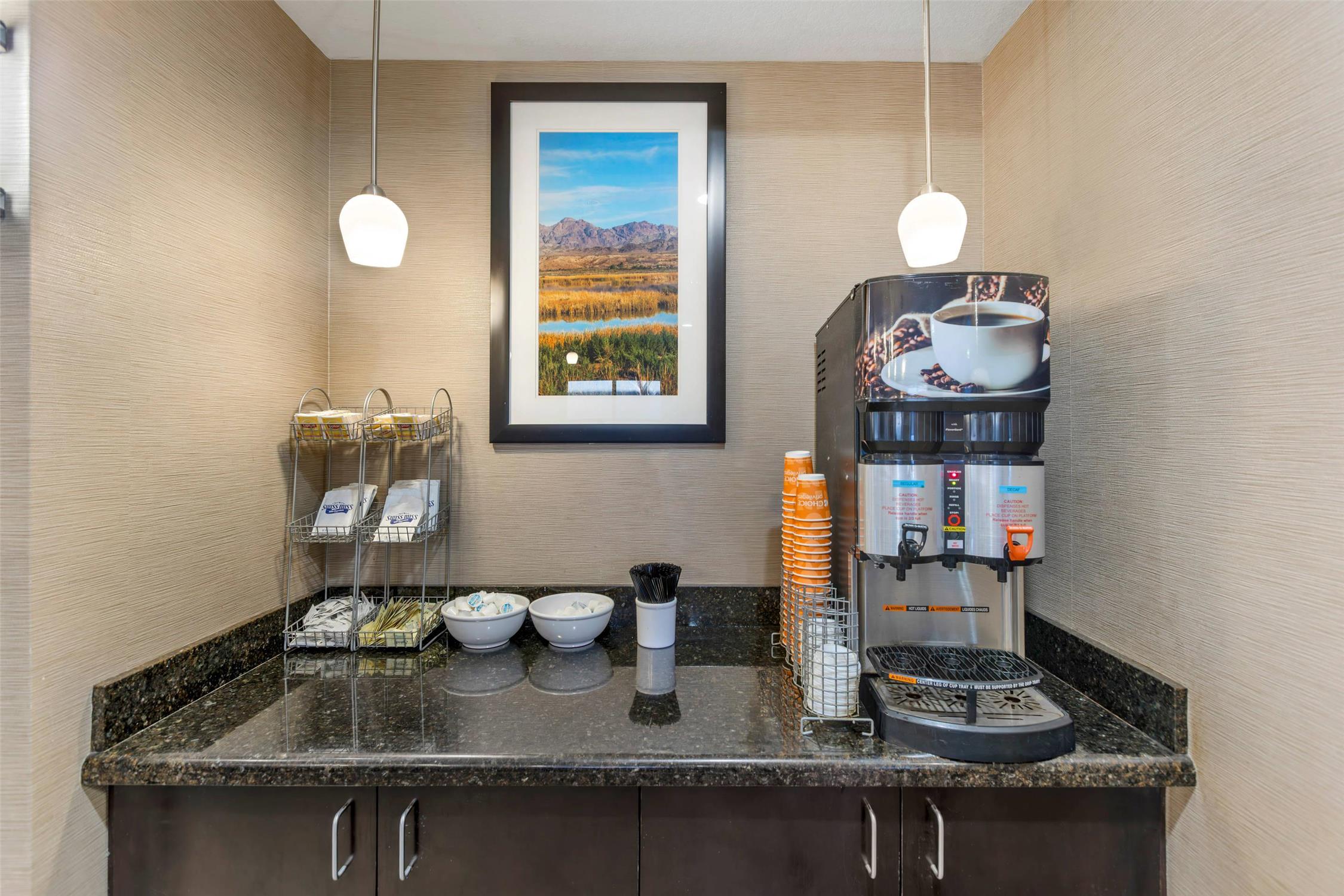 Comfort Suites Blythe, CA 42/49