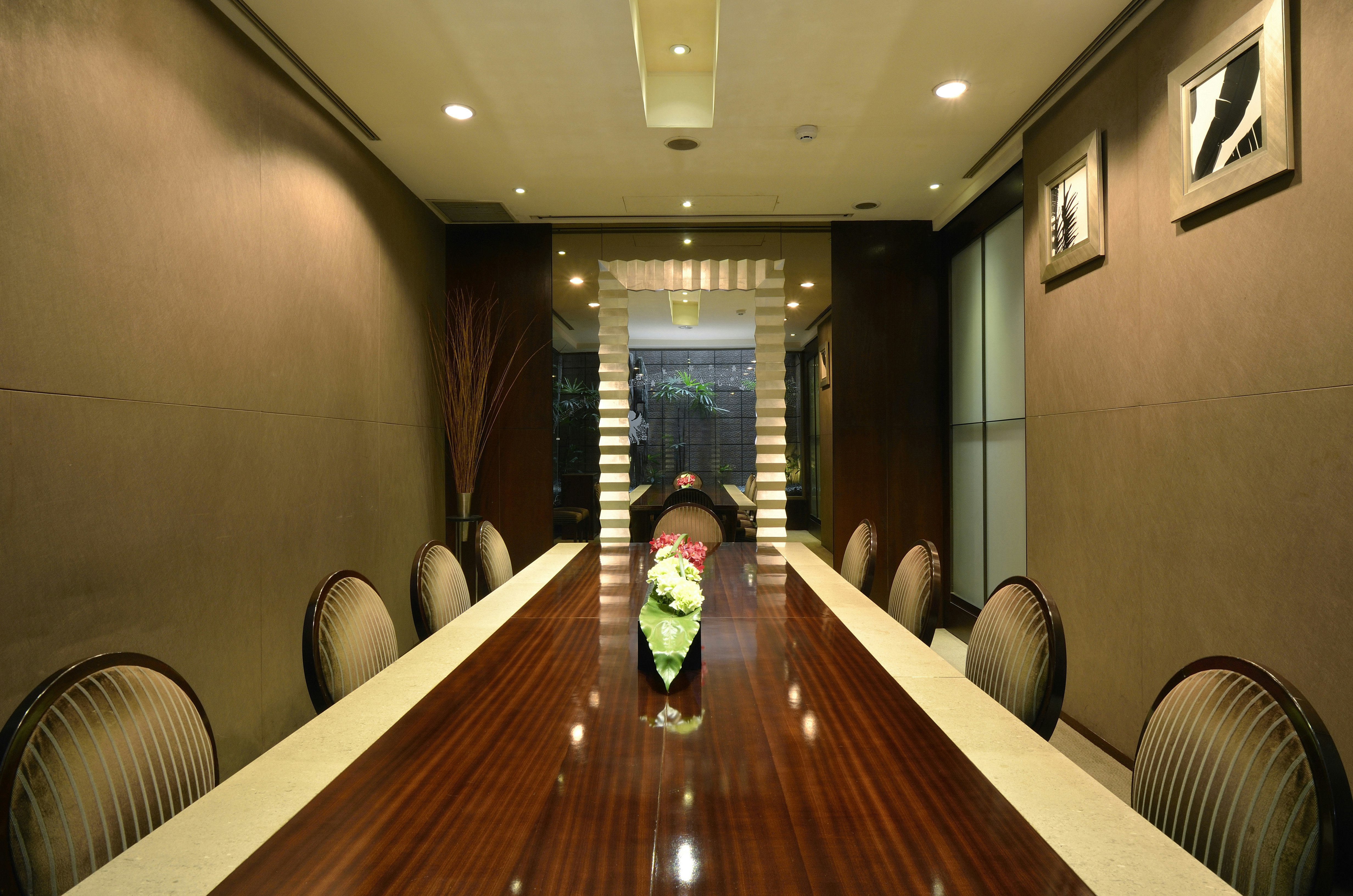 Les Suites Taipei Da An 9/11