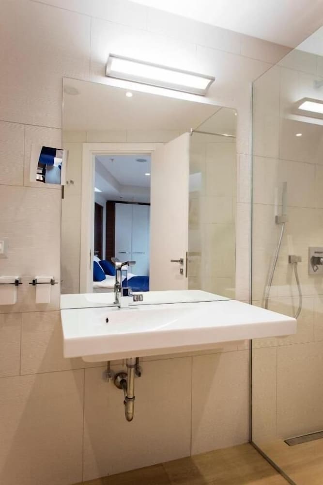 Hotel TQ Plaza Budva 46/47