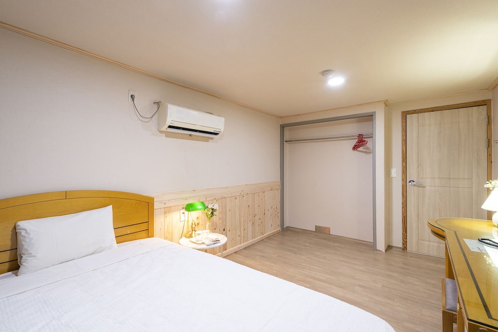 New Jeju Hotel 15/50