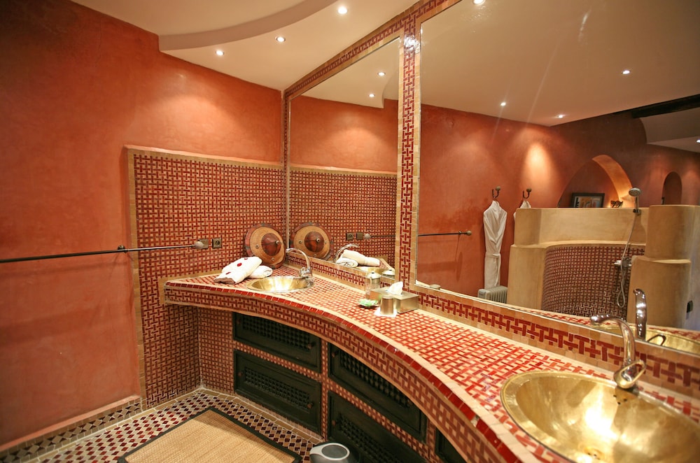 Riad Misria 32/63