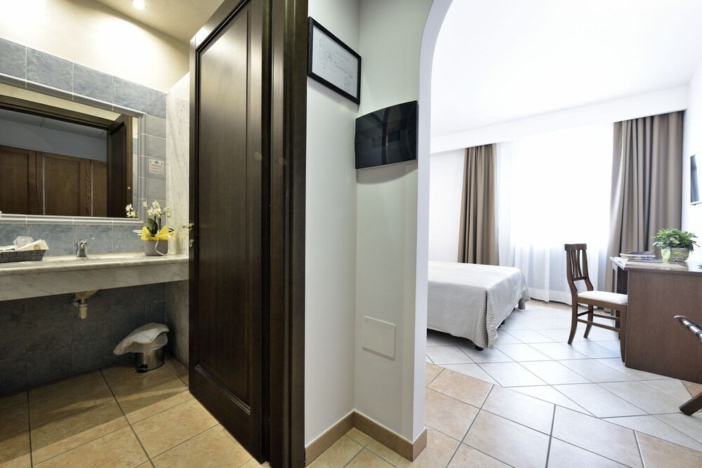 Nicoletta Hotel 22/69