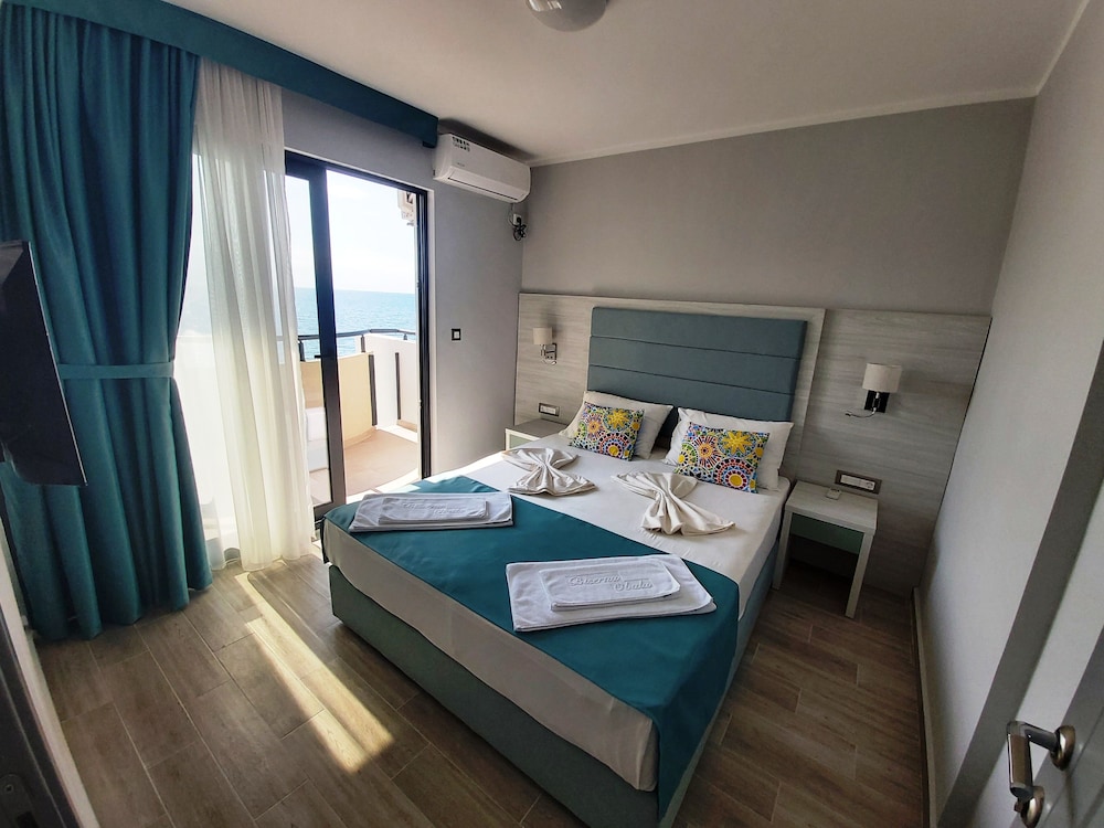 Pearl Beach Resort 17/62