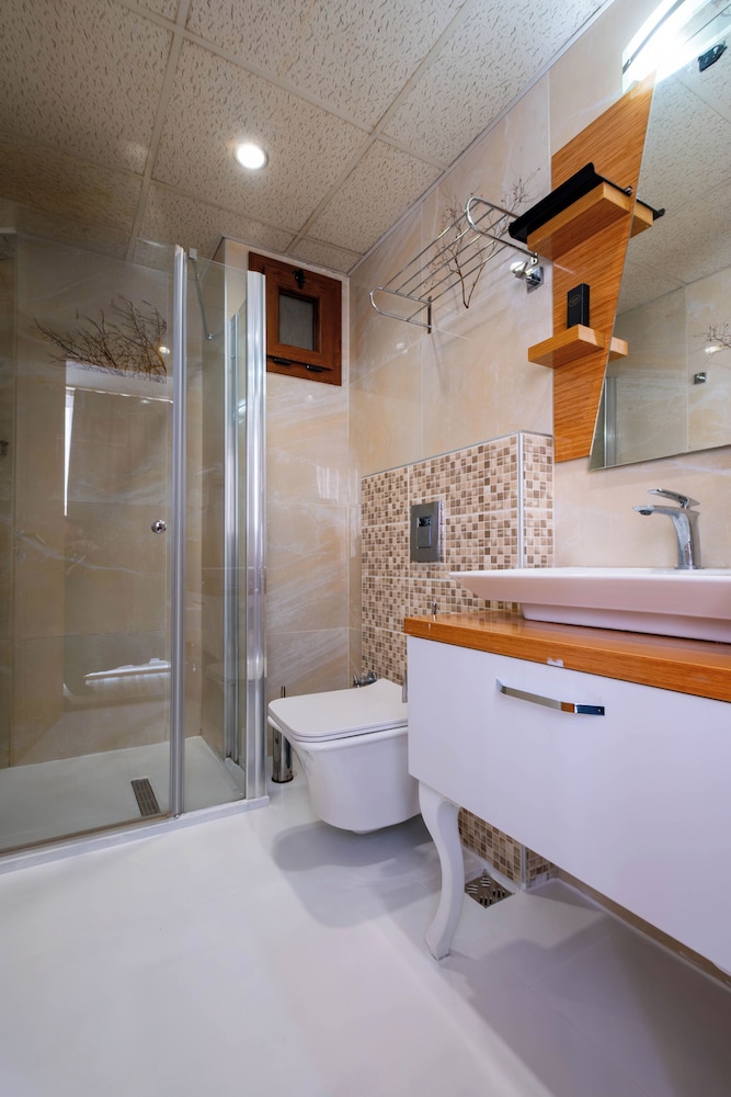 Bulvar Hotel 42/49