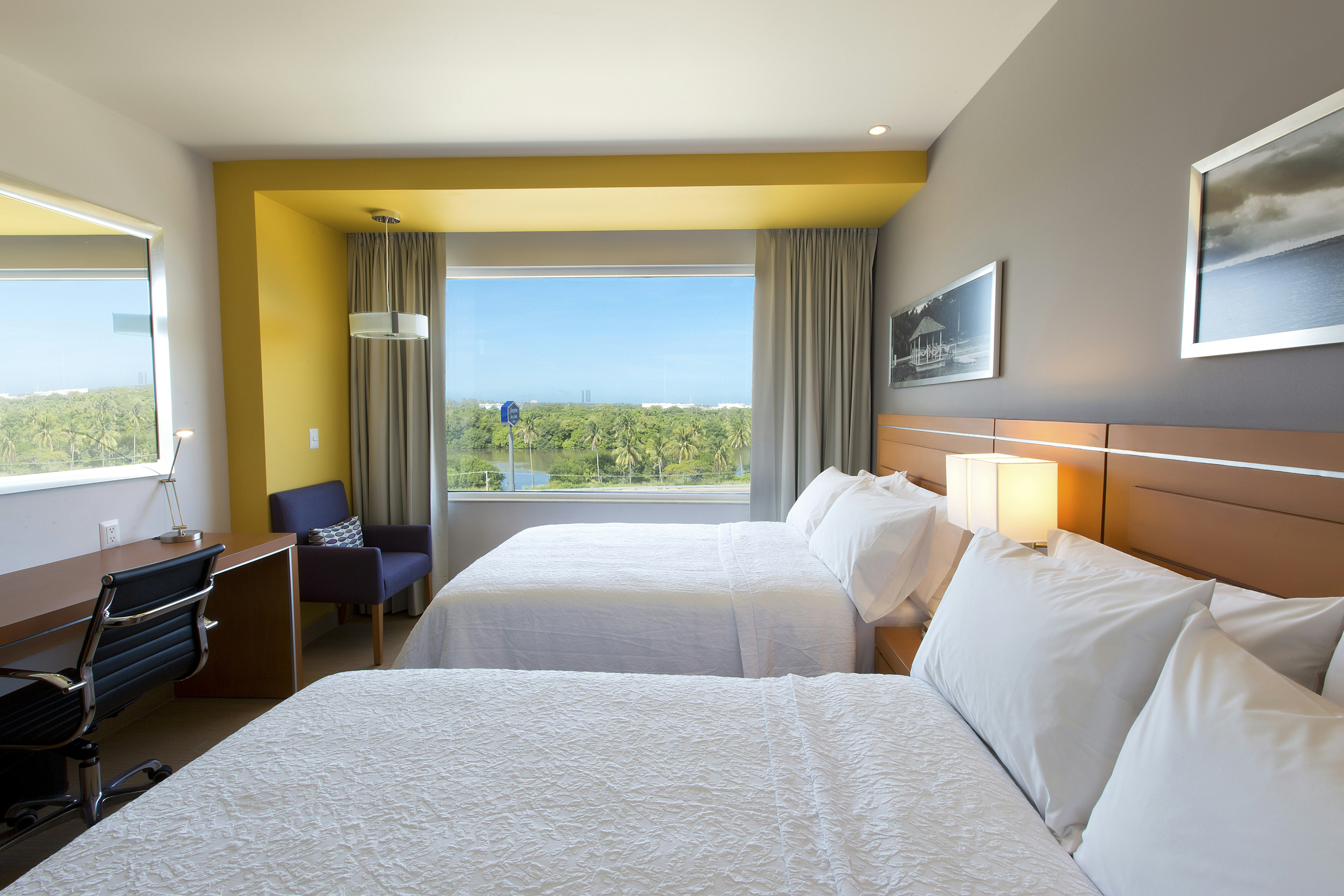 Hampton Inn & Suites by Hilton Paraiso 5/14