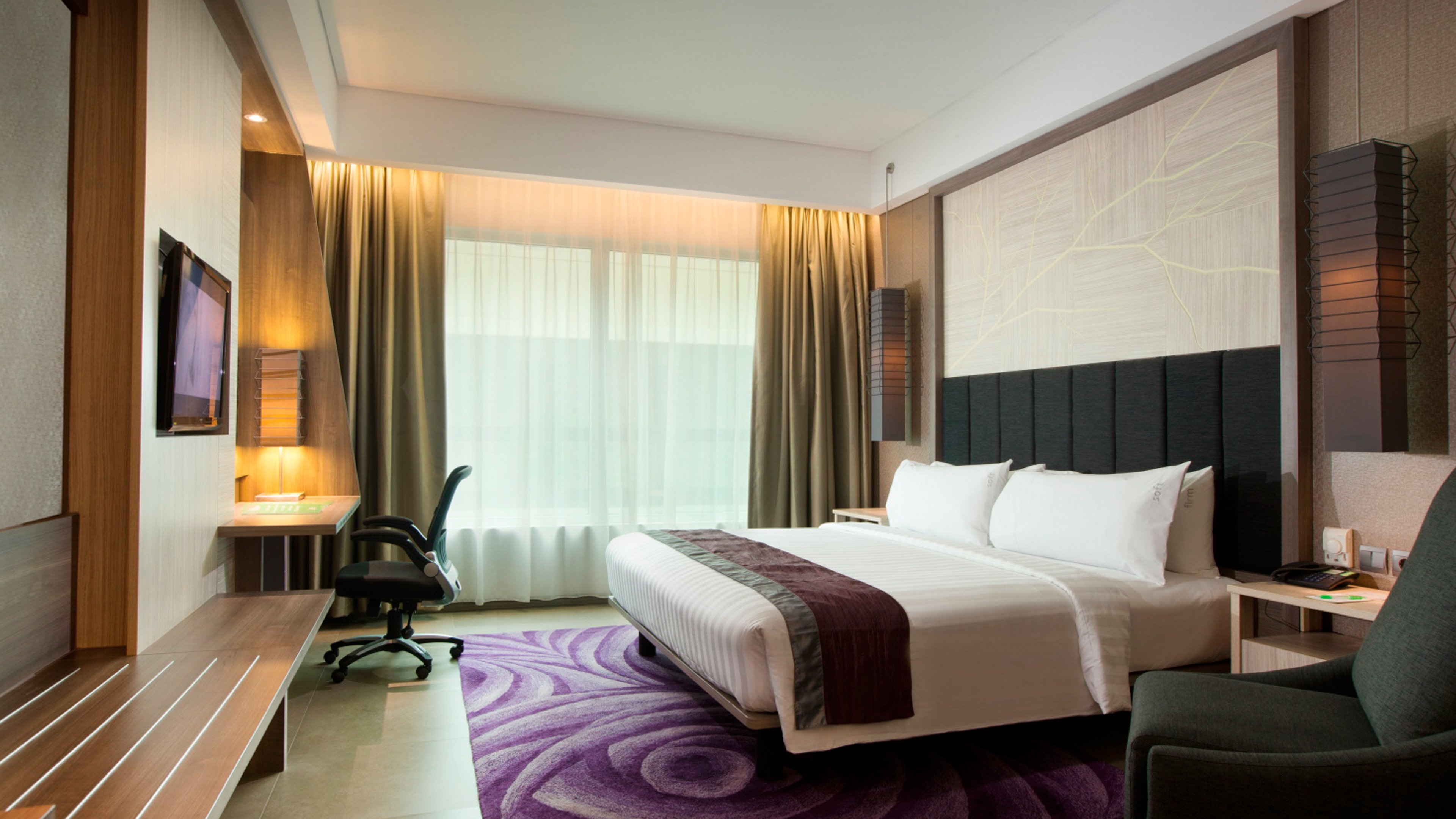 Holiday Inn Pasteur 21/50