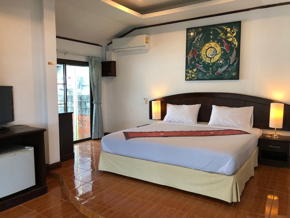 Noble House Beach Resort 16/63