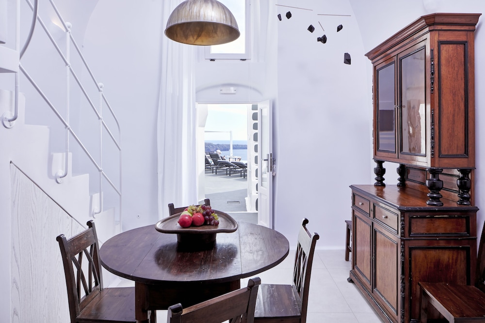 Cosmopolitan Suites - Adults Only 37/50