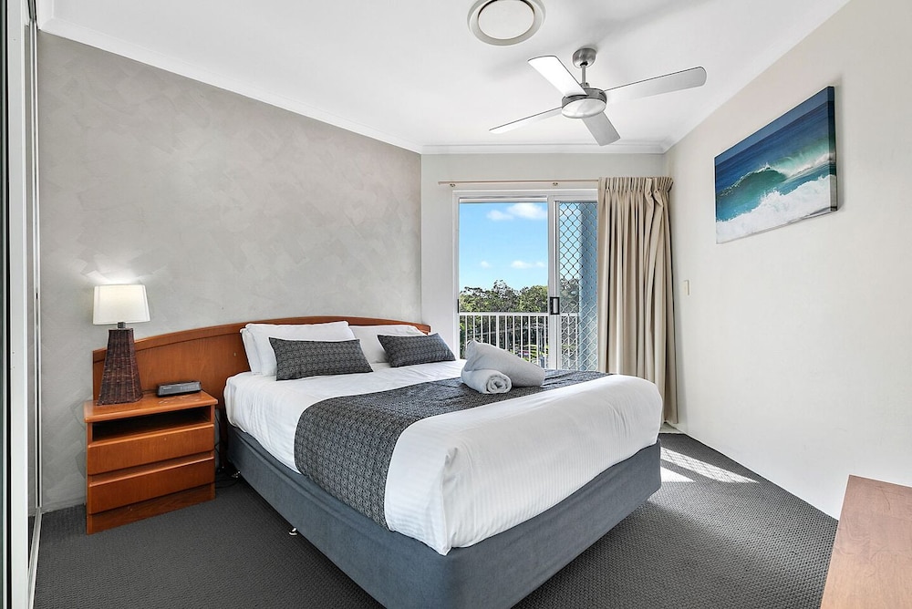 WHITE CREST LUXURY APARTMENTS 7/50