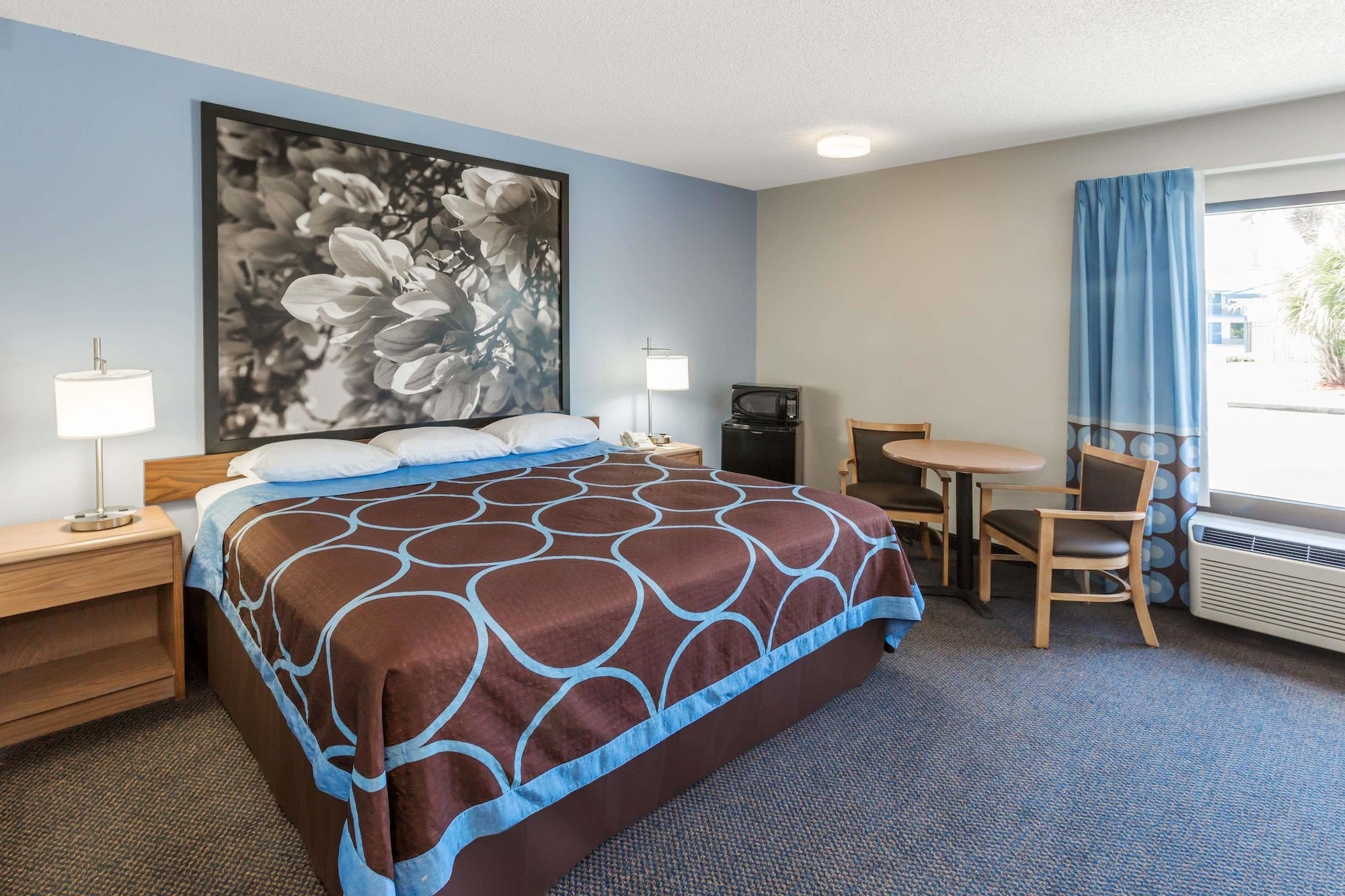 غرفة بسرير كينج، Super 8 By Wyndham Valdosta Conf Center Area 4/9