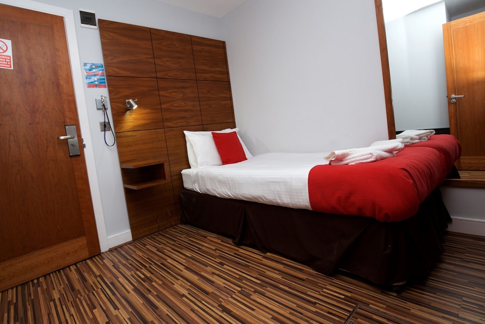 Cocoon the International Inn 23/55